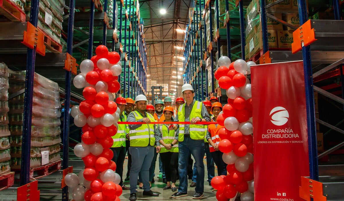 INAUGURAMOS SISTEMA AUTOMATIZADO CON ROBÓTICA EN BODEGAS DE DISTRIBUCIÓN